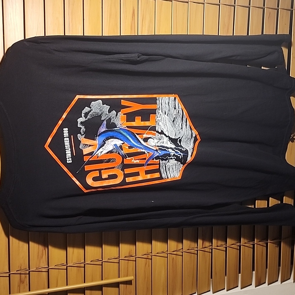 Guy Harvey long sleeve caught in shirt